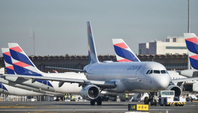 Preço do querosene de aviação mais barato a partir de sábado no Brasil