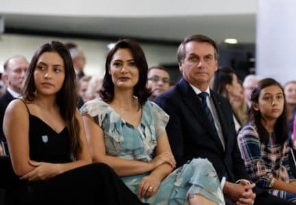 Bolsonaro escolhe residência em que irá morar a partir de janeiro