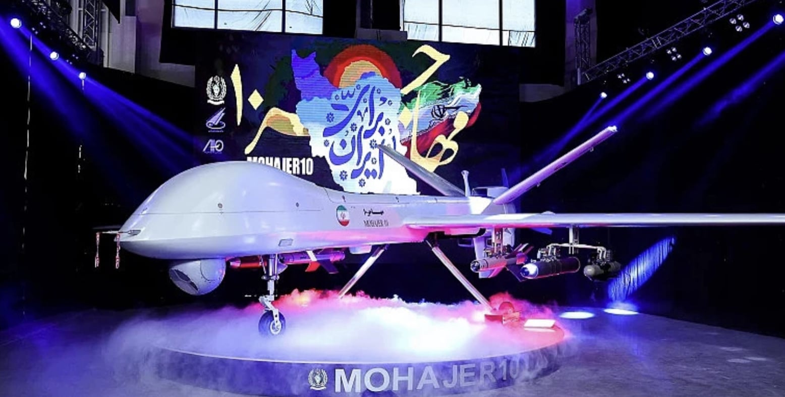 Novo drone iraniano Mohajer-10 tem alcance de 2.000km